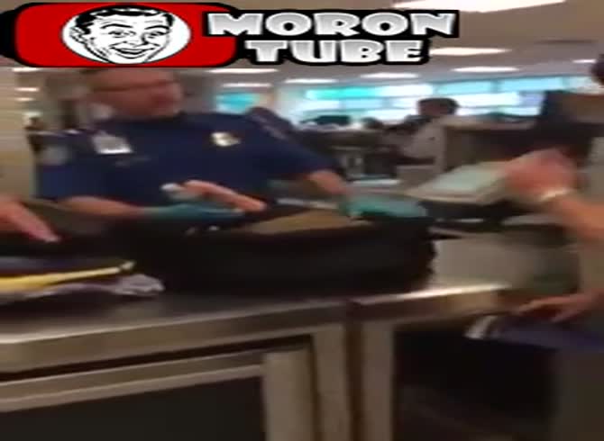 Video :A US customs officer finds dildo in a young man's luggage